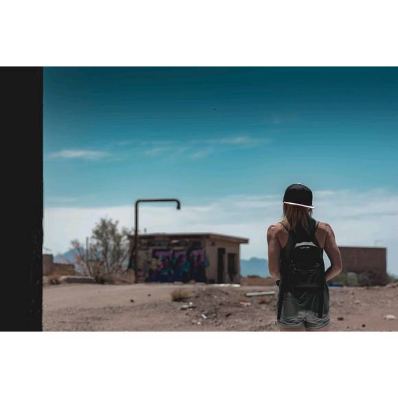 Meet your Posher, Lauren - Picture 3 of 10